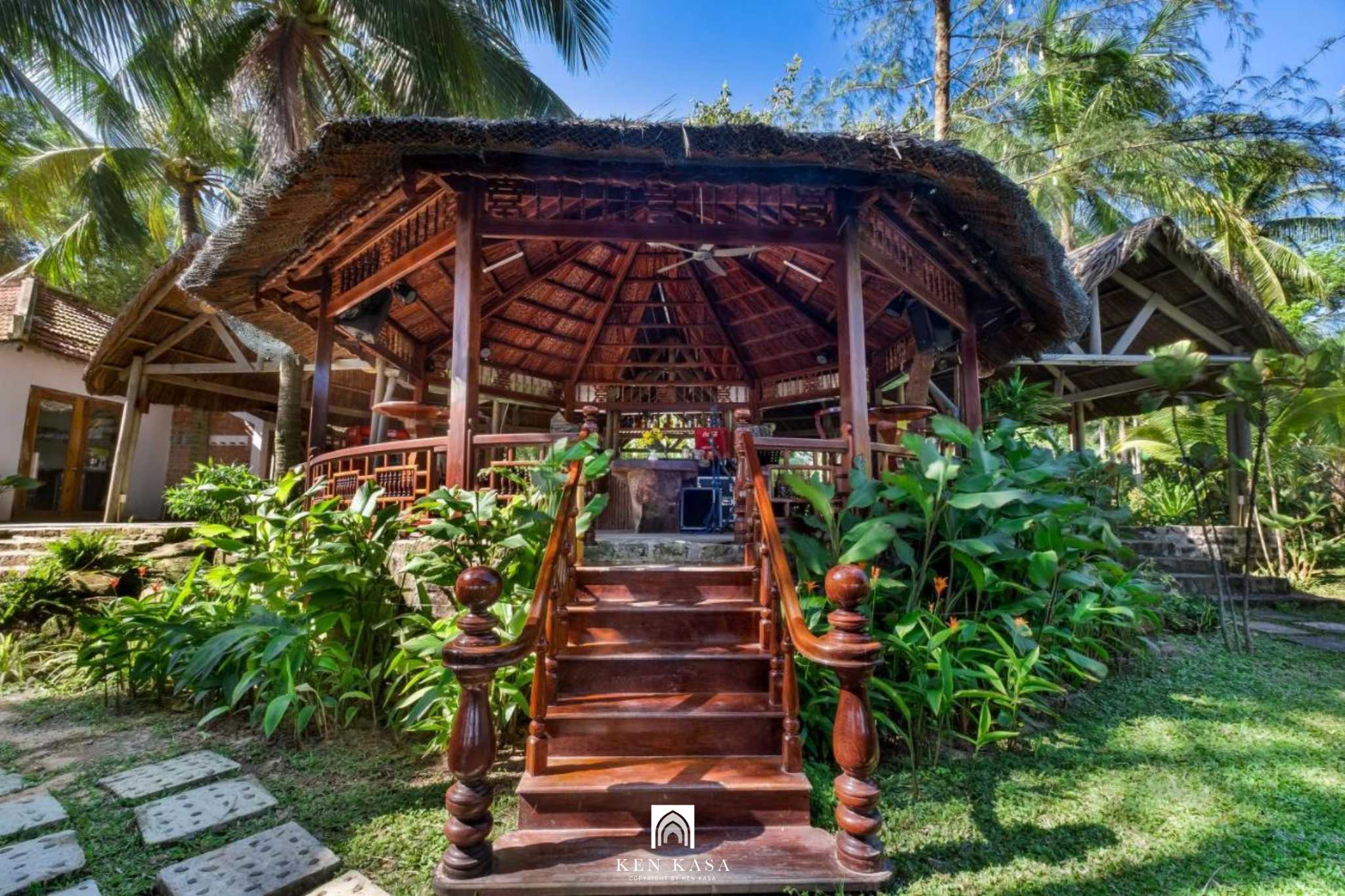 Thiết kế tại Coco Palm Beach Resort & Spa